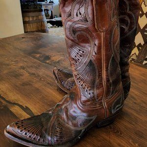 Beautiful Old Gringo Brown Leather Boots with Black Embroiderey  Size 7